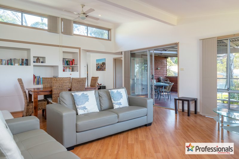 Photo - 16 Tallawang Avenue, Malua Bay NSW 2536 - Image 2