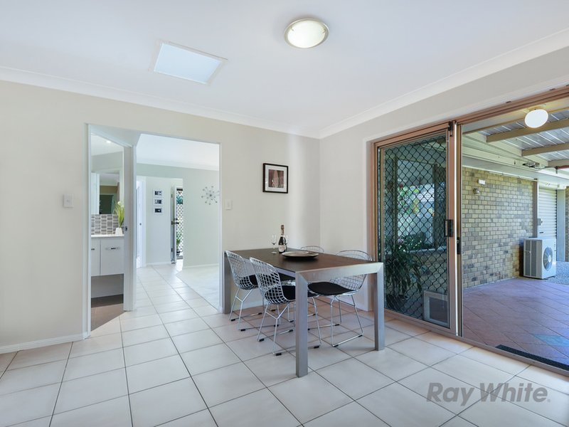 Photo - 16 Tallowwood Place, Taigum QLD 4018 - Image 4