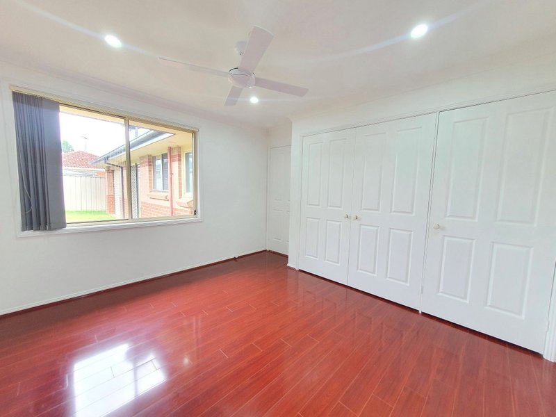 Photo - 16 Tamworth Crescent, Hoxton Park NSW 2171 - Image 6