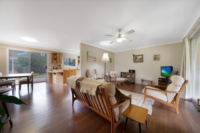 Photo - 16 Tandara Street, Rochedale South QLD 4123 - Image 10