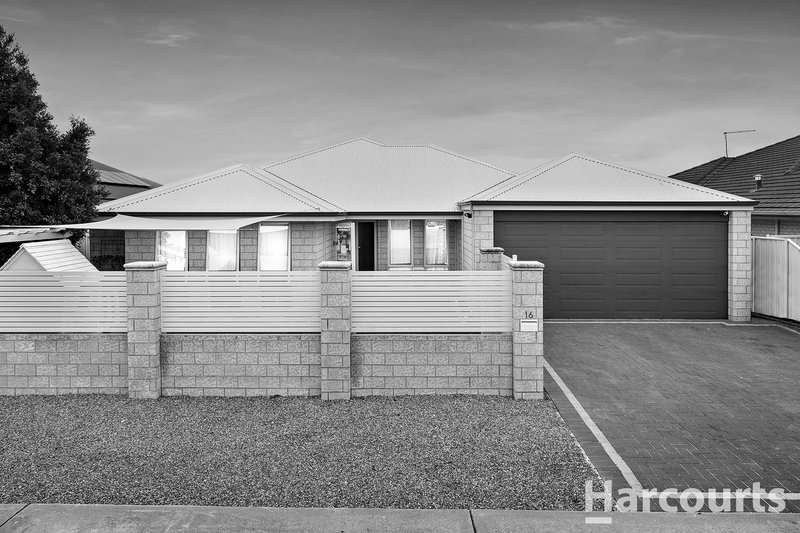 16 Tandure Heights, Lakelands WA 6180