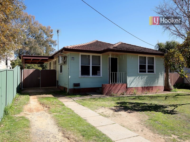 16 Tarakan Avenue, Ashmont NSW 2650