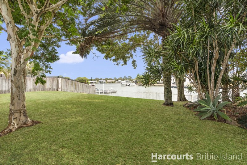 Photo - 16 Tasman Crt , Banksia Beach QLD 4507 - Image 4