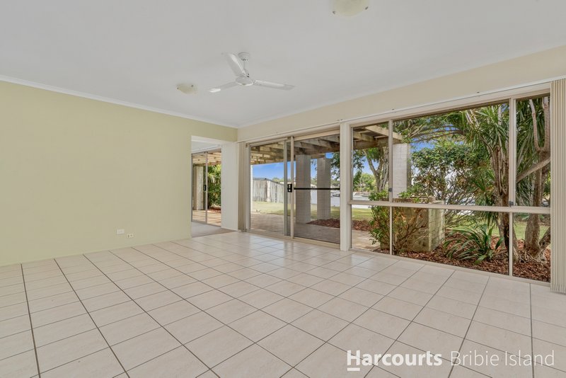 Photo - 16 Tasman Crt , Banksia Beach QLD 4507 - Image 10