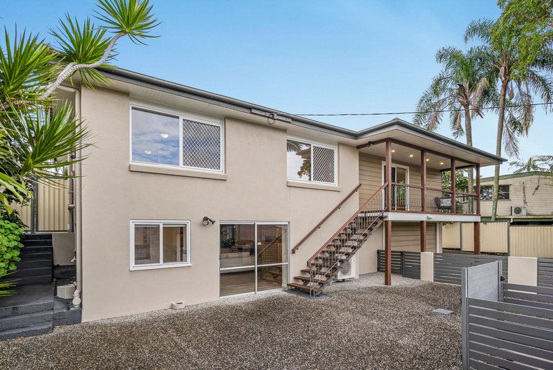 Photo - 16 Tasman Street, Stafford Heights QLD 4053 - Image 3