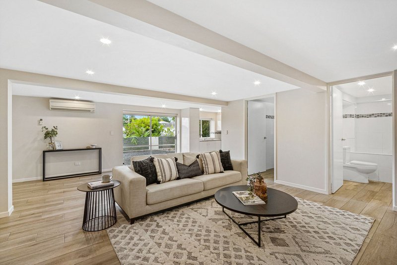 Photo - 16 Tasman Street, Stafford Heights QLD 4053 - Image 4