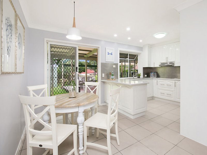 Photo - 16 Teak Street, Shailer Park QLD 4128 - Image 3