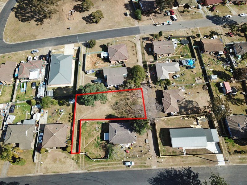 16 Teece Street, Weston NSW 2326