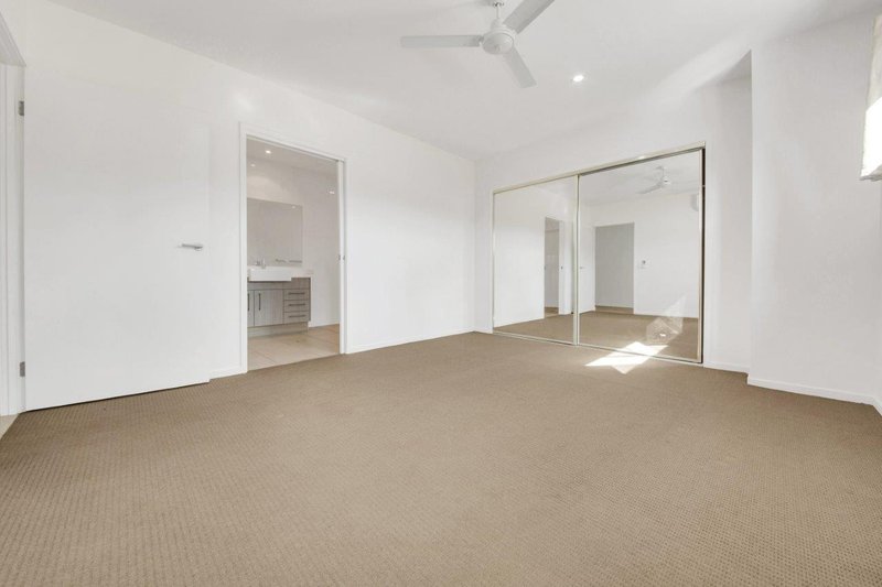 Photo - 16 Telopea Place, New Auckland QLD 4680 - Image 3