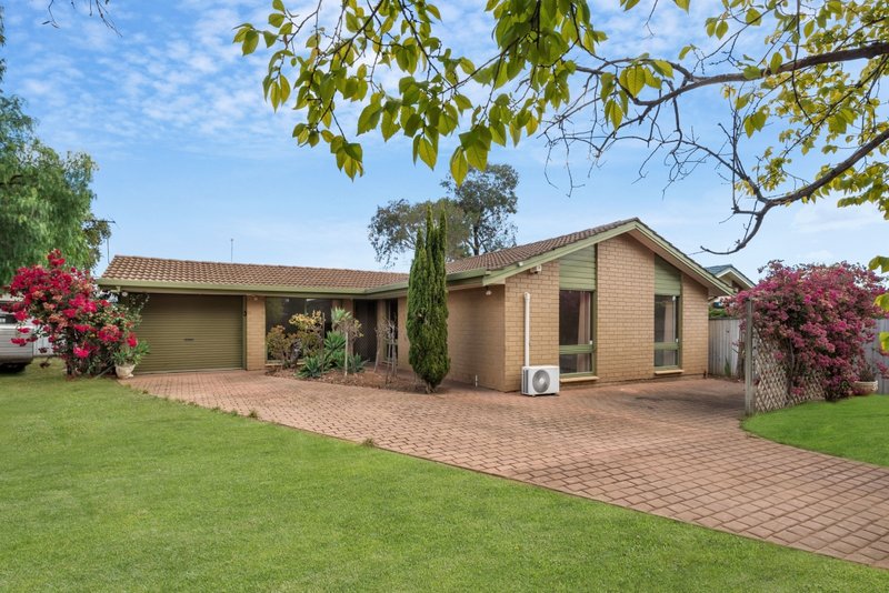 16 Templar Crescent, Pooraka SA 5095