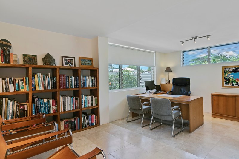 Photo - 16 Tepequar Drive, Maroochydore QLD 4558 - Image 16