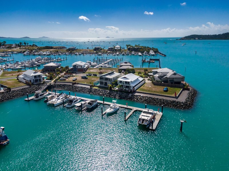 Photo - 16 The Cove, Airlie Beach QLD 4802 - Image 5