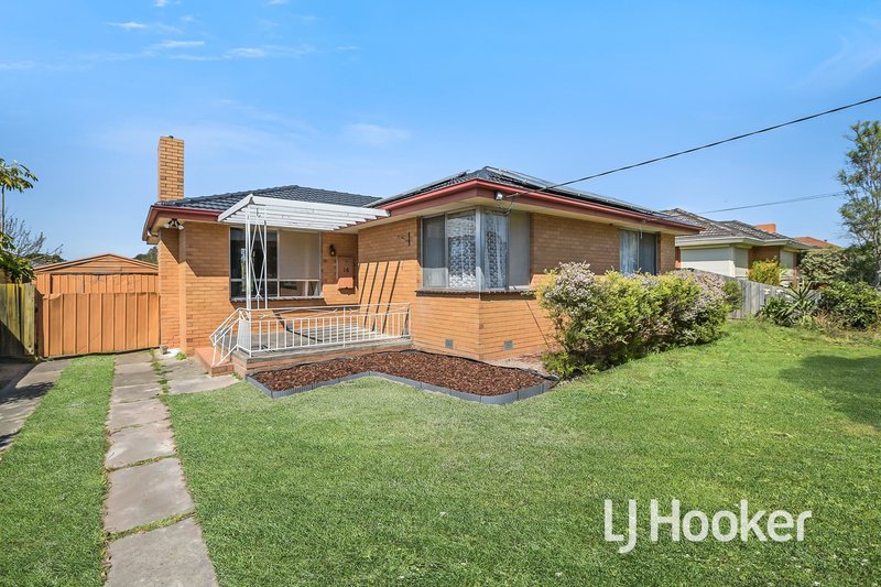 16 The Fairway, Hampton Park VIC 3976