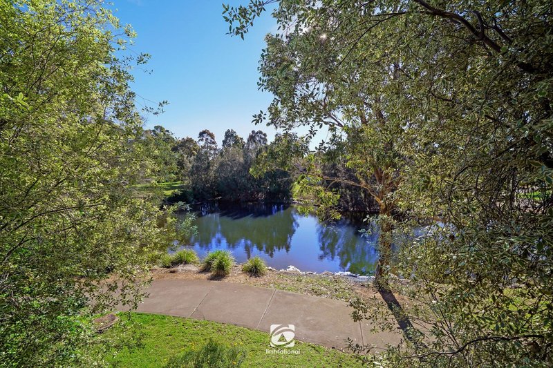 Photo - 16 The Whitewater , Mount Annan NSW 2567 - Image 11