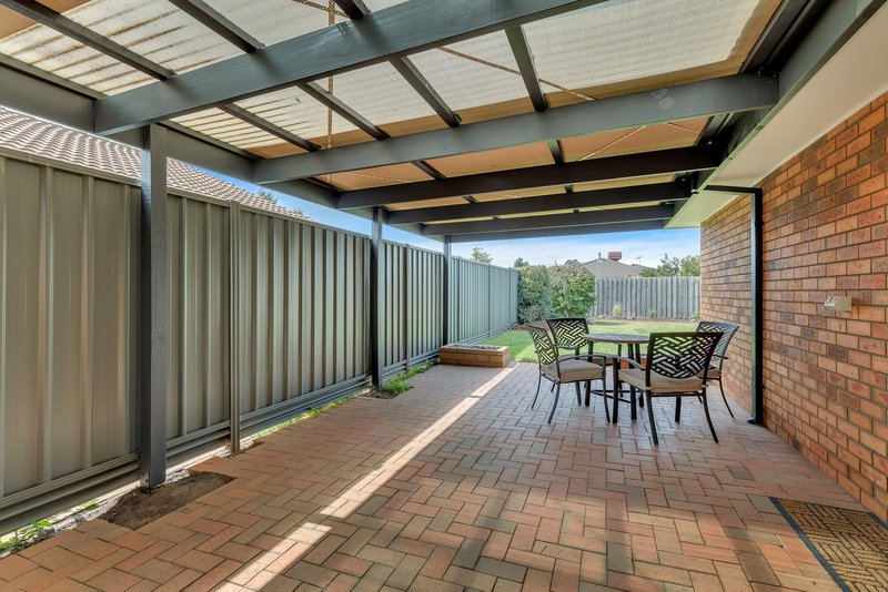 Photo - 16 Thoroughbred Avenue, Werribee VIC 3030 - Image 10