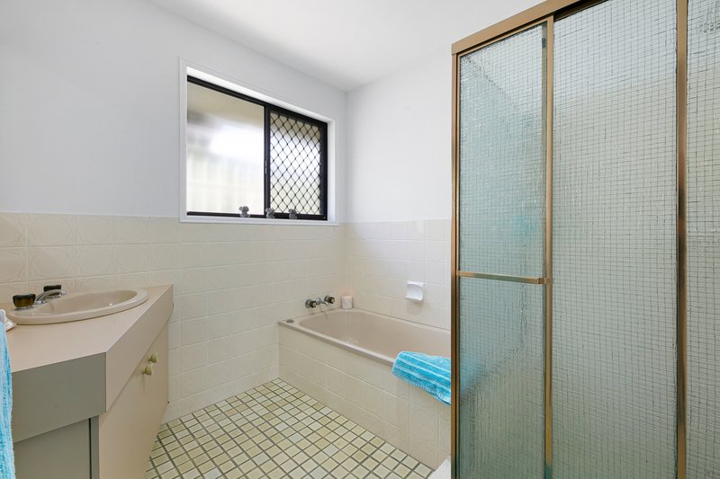 Photo - 16 Tincurrin Court, Robina QLD 4226 - Image 11