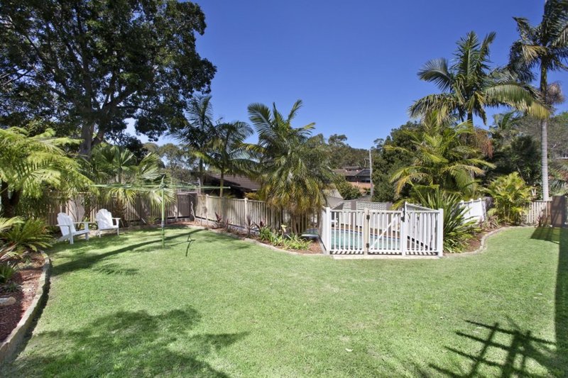 Photo - 16 Tipperary Avenue, Killarney Heights NSW 2087 - Image 6