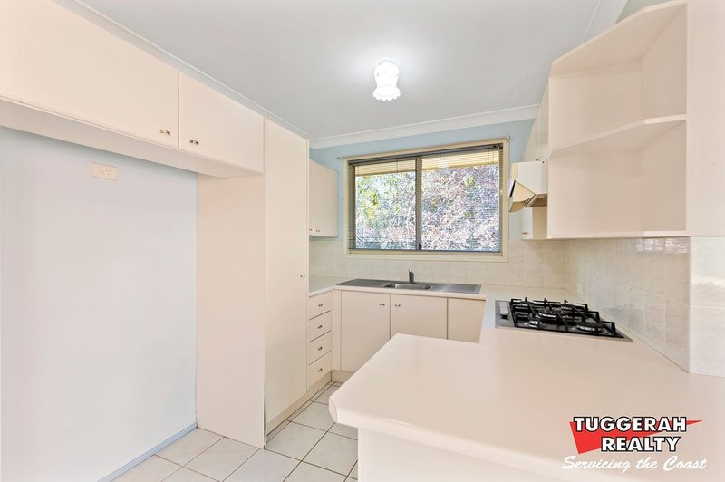 Photo - 16 Tonkiss Street, Tuggerah NSW 2259 - Image 8