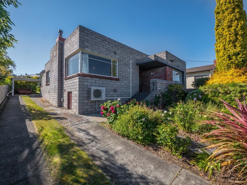 16 Topham Street, Rose Bay TAS 7015