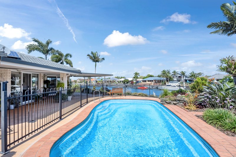 Photo - 16 Topsail Circuit, Banksia Beach QLD 4507 - Image 18