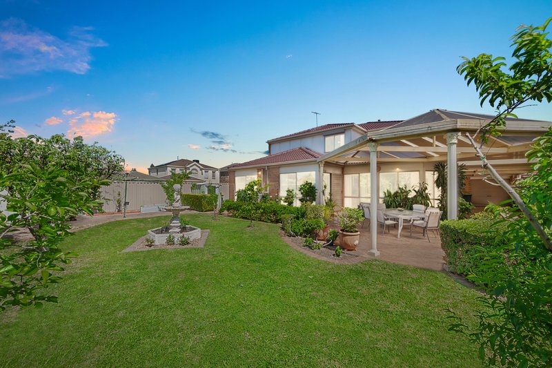 Photo - 16 Torro Walk, Sydenham VIC 3037 - Image 20