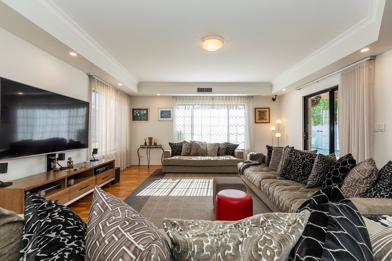 Photo - 16 Tourer Court, Maylands WA 6051 - Image 8