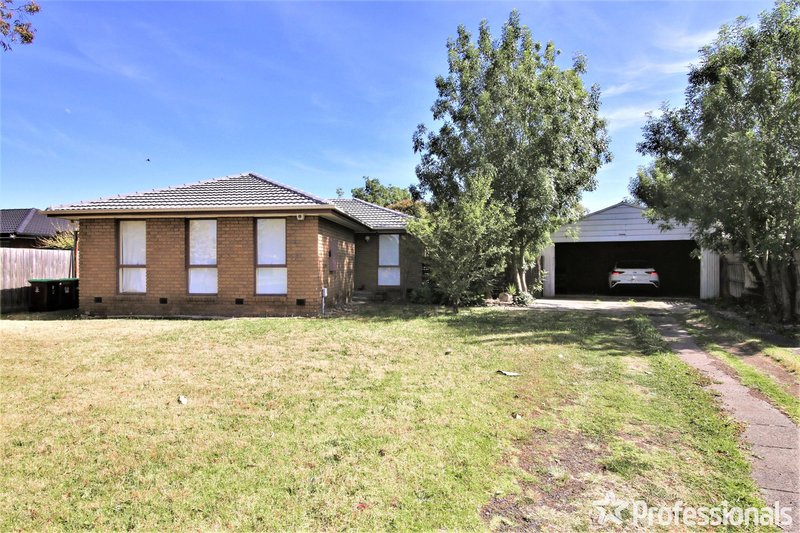 16 Trawalla Court, Hampton Park VIC 3976