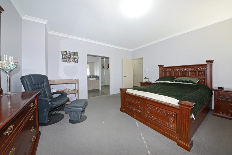 Photo - 16 Triton Road, Jindalee WA 6036 - Image 5