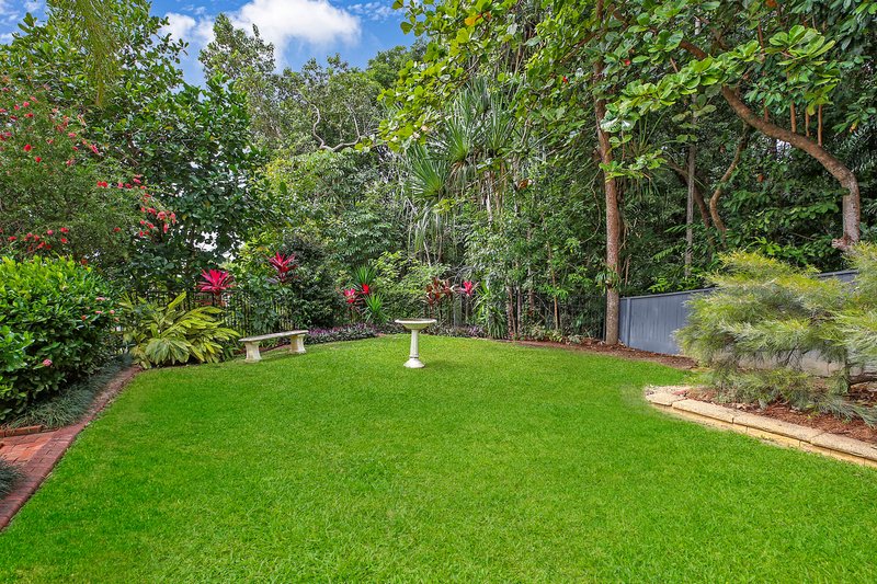 Photo - 16 Trivia Street, Palm Cove QLD 4879 - Image 11