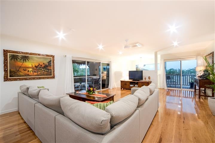 Photo - 16 Tropic Road, Cannonvale QLD 4802 - Image 7