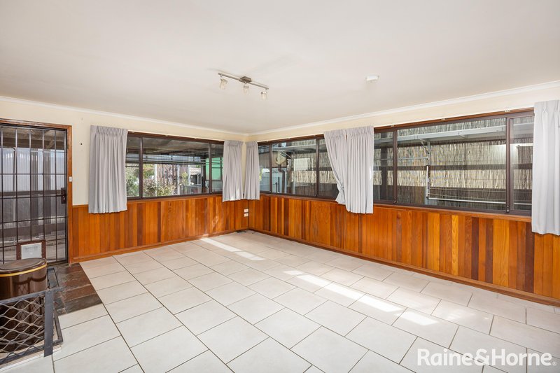 Photo - 16 Truman Avenue, Tolland NSW 2650 - Image 6