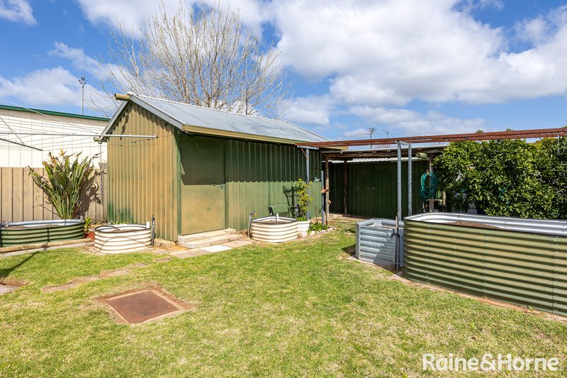 Photo - 16 Truman Avenue, Tolland NSW 2650 - Image 14