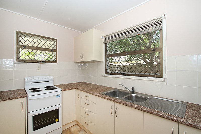 Photo - 16 Trumper Street, East Ipswich QLD 4305 - Image 2