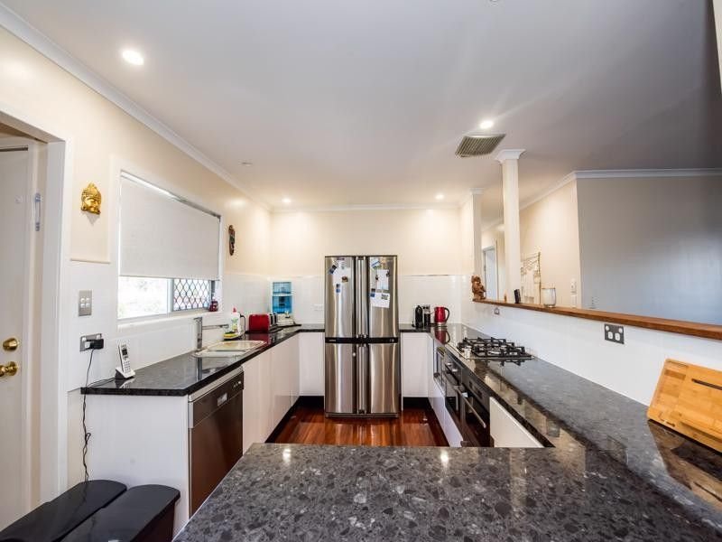 Photo - 16 Tulloch Street, Ooralea QLD 4740 - Image 3