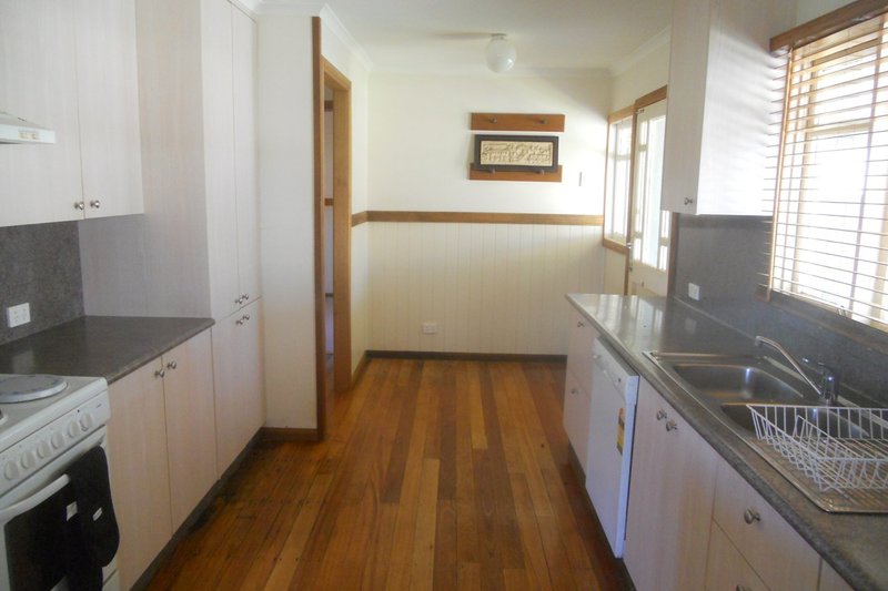 Photo - 16 Twenty First Avenue, Mount Isa QLD 4825 - Image 4