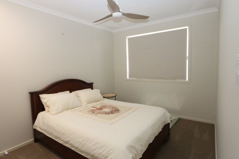 Photo - 16 Vanillalily Cl , Banksia Beach QLD 4507 - Image 12