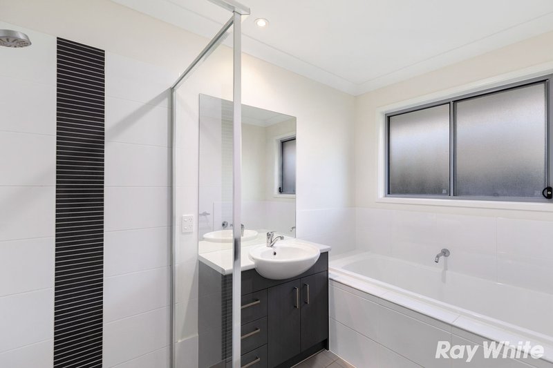 Photo - 16 Venus Street, Urraween QLD 4655 - Image 10