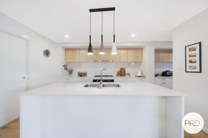 Photo - 16 Vernon Circuit, Kew NSW 2439 - Image 3