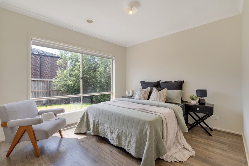 Photo - 16 Verona Street, Greenvale VIC 3059 - Image 7