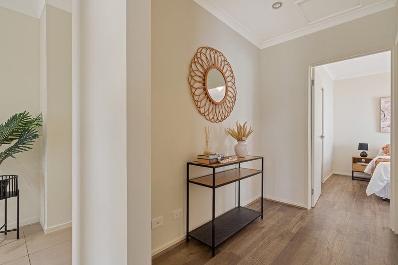 Photo - 16 Verona Street, Greenvale VIC 3059 - Image 13