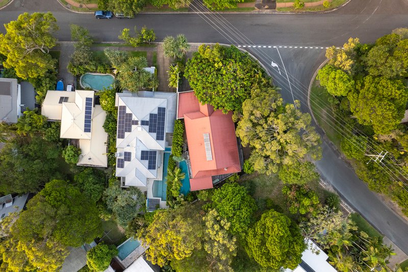 Photo - 16 Viewland Drive, Noosa Heads QLD 4567 - Image 15