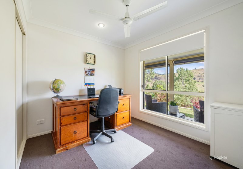 Photo - 16 Walker Court, Hazeldean QLD 4515 - Image 12