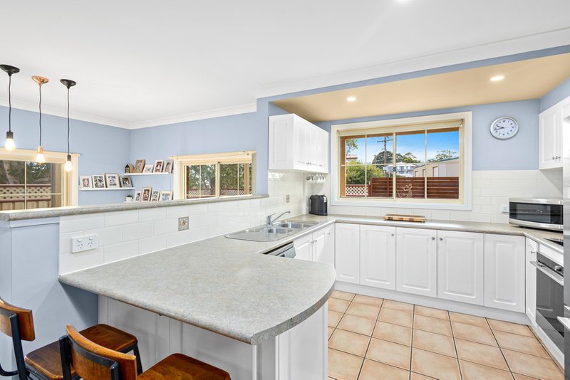 Photo - 1/6 Walker Street, Helensburgh NSW 2508 - Image 2