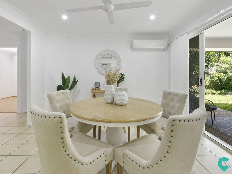 Photo - 16 Walkers Rd , Everton Hills QLD 4053 - Image 11