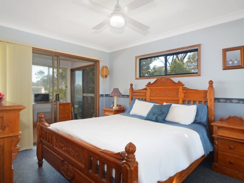 Photo - 16 Walmer Avenue, Sanctuary Point NSW 2540 - Image 11