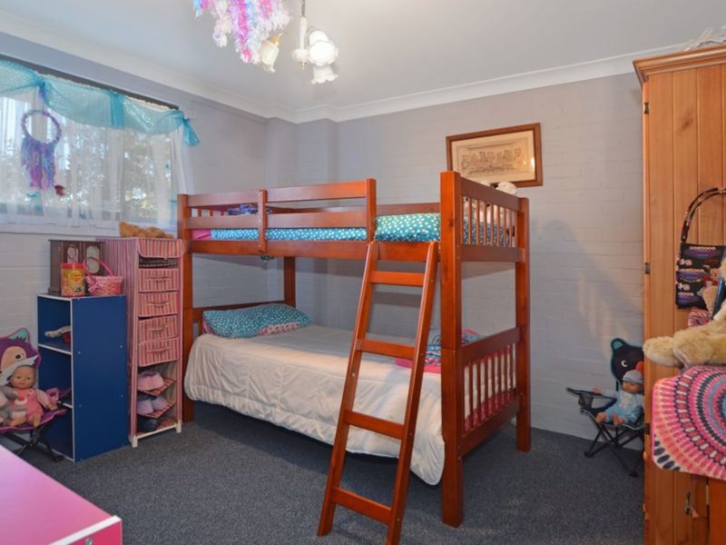 Photo - 16 Walmer Avenue, Sanctuary Point NSW 2540 - Image 14