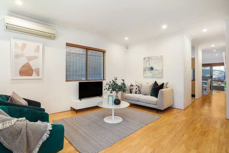 Photo - 16 Walter Street, Leichhardt NSW 2040 - Image 2