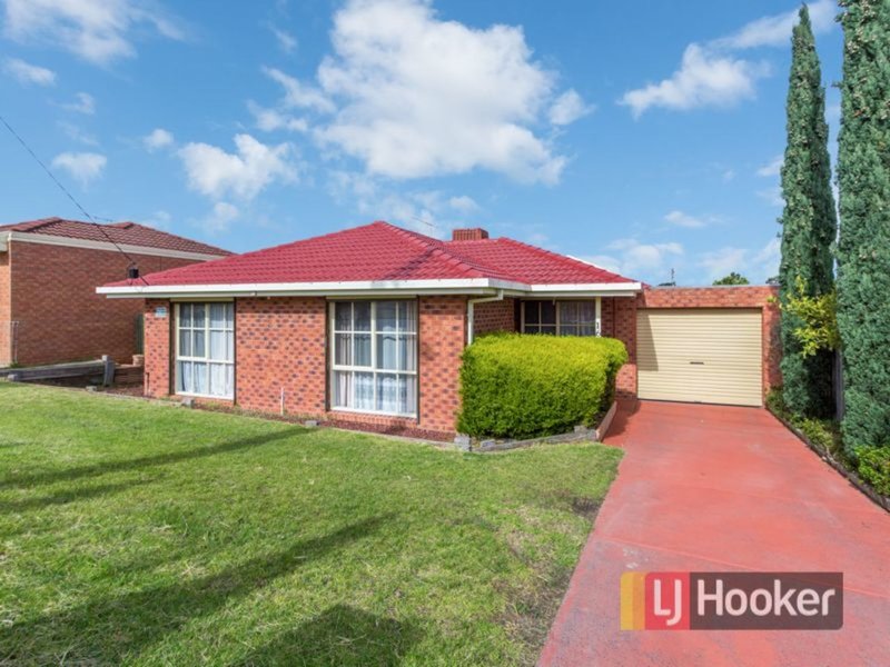 16 Warana Drive, Hampton Park VIC 3976