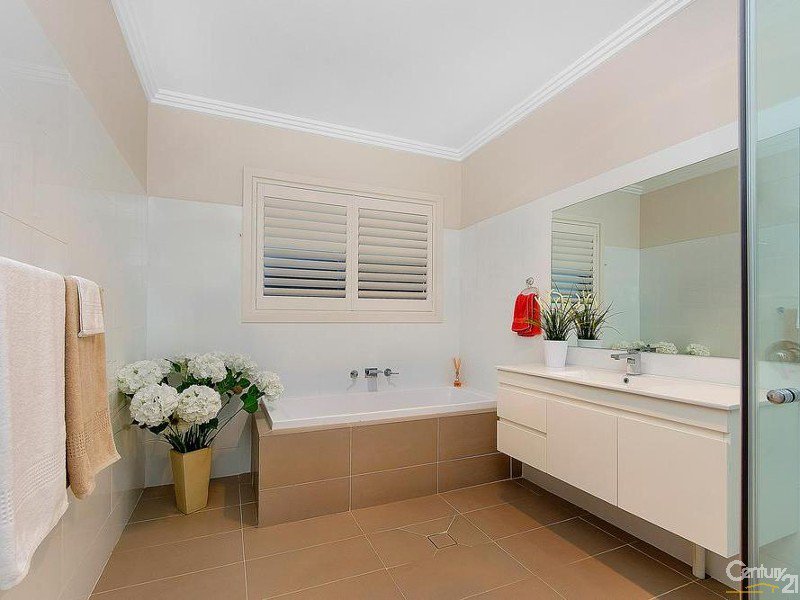 Photo - 16 Waterfall Boulevard, The Ponds NSW 2769 - Image 7