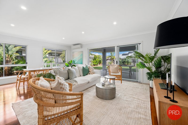 Photo - 16 Watergum Close, Sapphire Beach NSW 2450 - Image 8